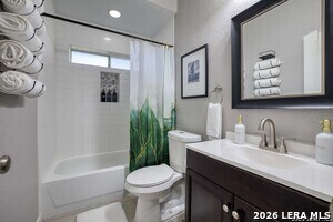 Building Photo - 1131 Flaming Oak Dr