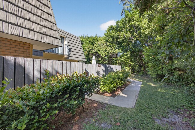 Building Photo - 4511 45th Way