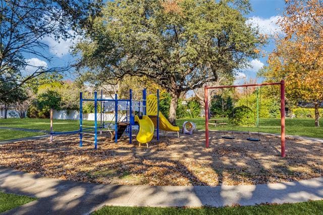 Building Photo - 15712 Covewood Cir