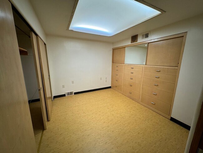 Building Photo - Incredibly Unique Property in the Heart of Shadyside!