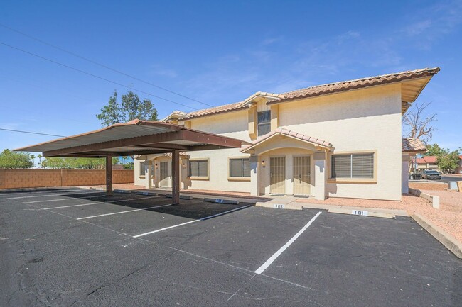 Building Photo - Charming 2BR Townhome in Mesa