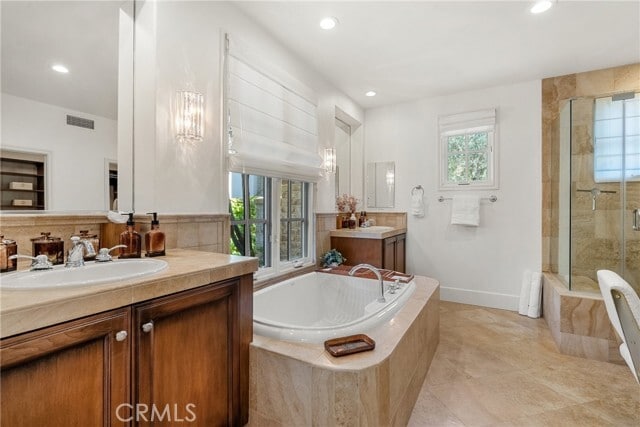 Building Photo - 7 Pacific Winds