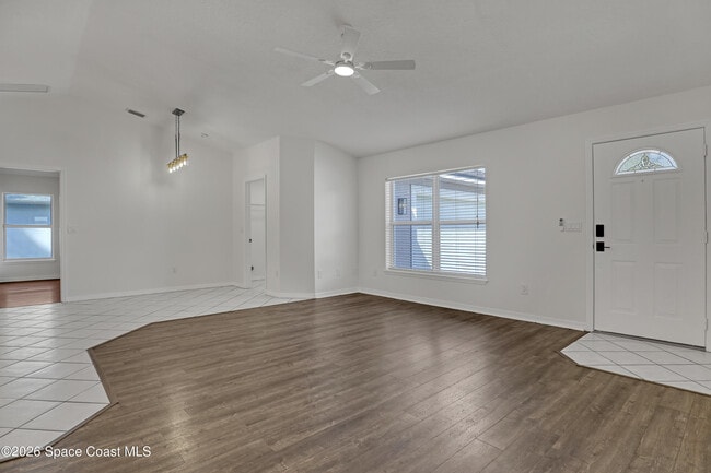 Building Photo - 4165 Eola Ave