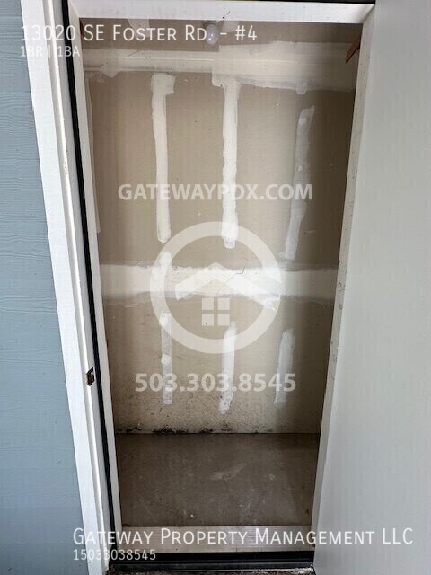 Building Photo - 13020 SE Foster Rd