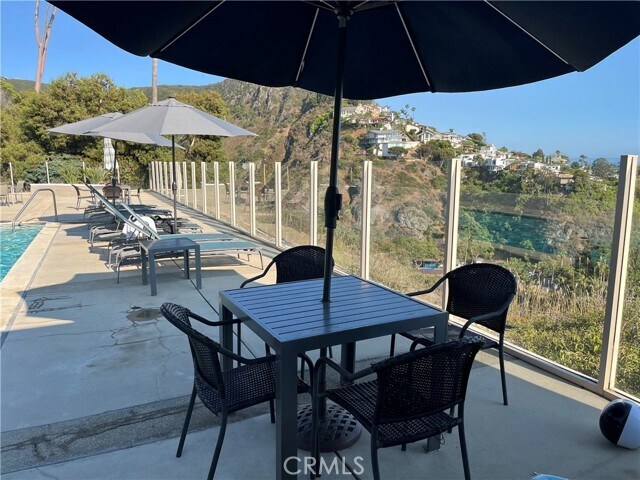 Building Photo - 21711 Wesley Dr