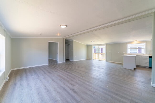 Building Photo - 287 Park Ln