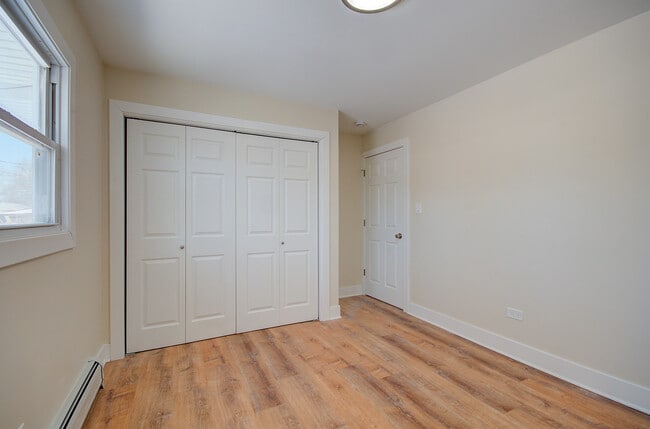 Building Photo - 18634 Bernadine St