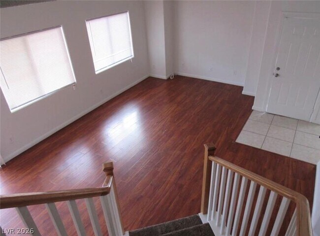 Building Photo - 5523 Baccarat Ave