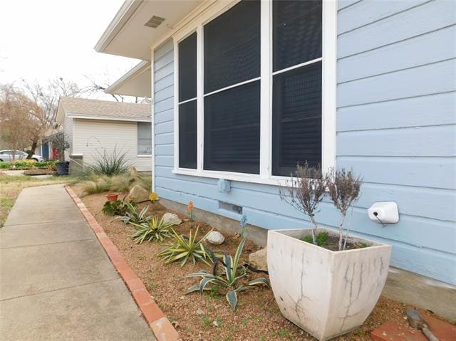 Building Photo - 817 Emery St