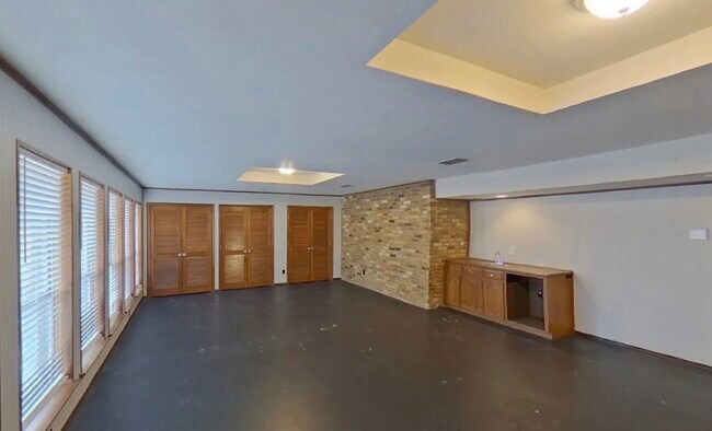 Building Photo - Your Perfect Next Chapter Starts in This 4-Bedroom Home