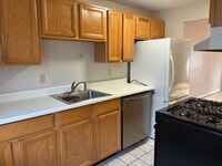 Building Photo - 30 Pine Valley Dr