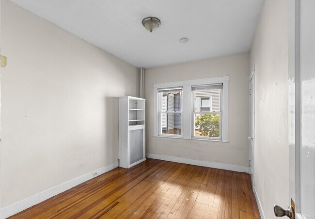 Building Photo - 227 Winchester St