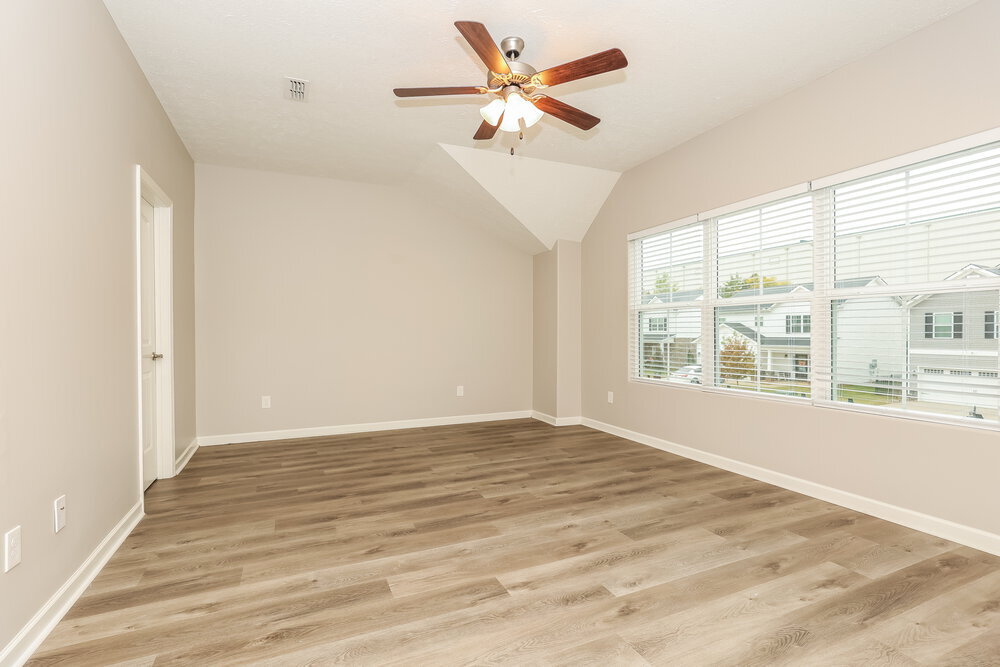 Building Photo - 1618 Sunray Dr