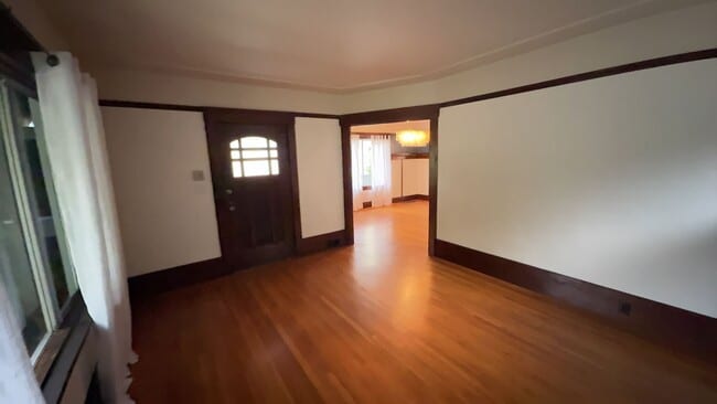 Building Photo - EPIC REA: Beautiful 2 Bed/2 Bath In the Heart of West Berkeley’s Poet’s Corner.