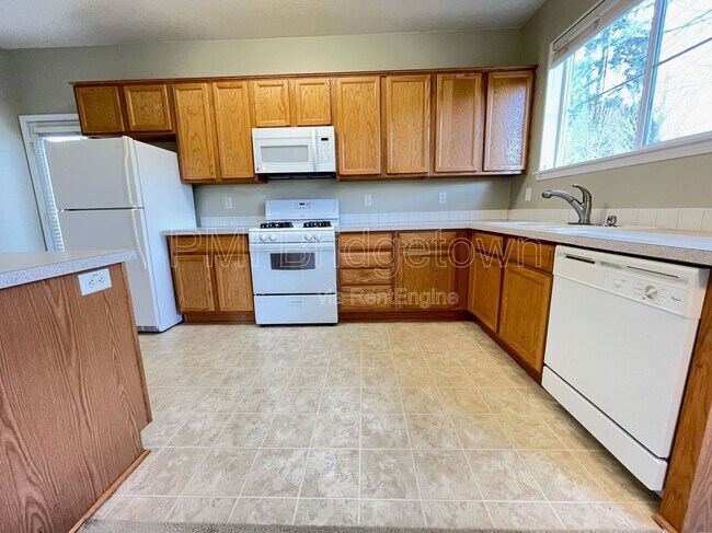 Building Photo - 6252 SW 182nd Terrace