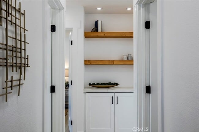 Building Photo - 15271 Yorkshire Ln