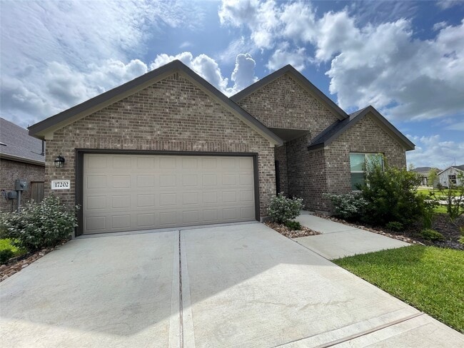 Primary Photo - 17202 Coppice Oak Dr