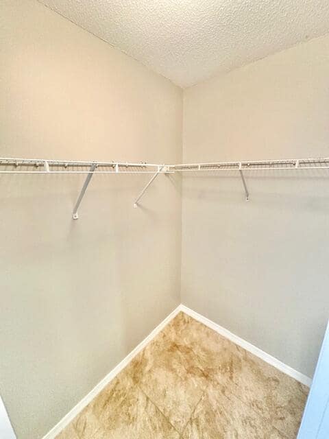 Building Photo - 967 Tray Dr