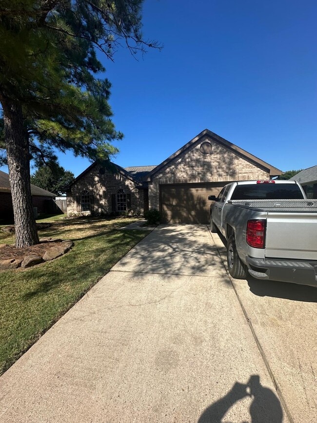 Primary Photo - 4938 Glenpark Dr