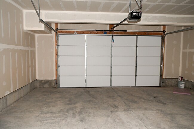 Building Photo - 2205 S 1120 W