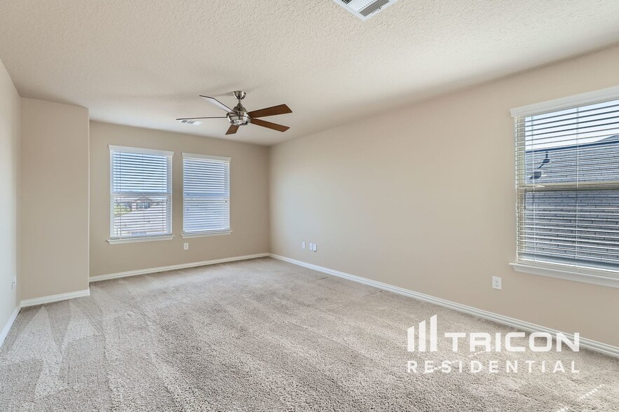 Building Photo - 9731 Marbach Crest