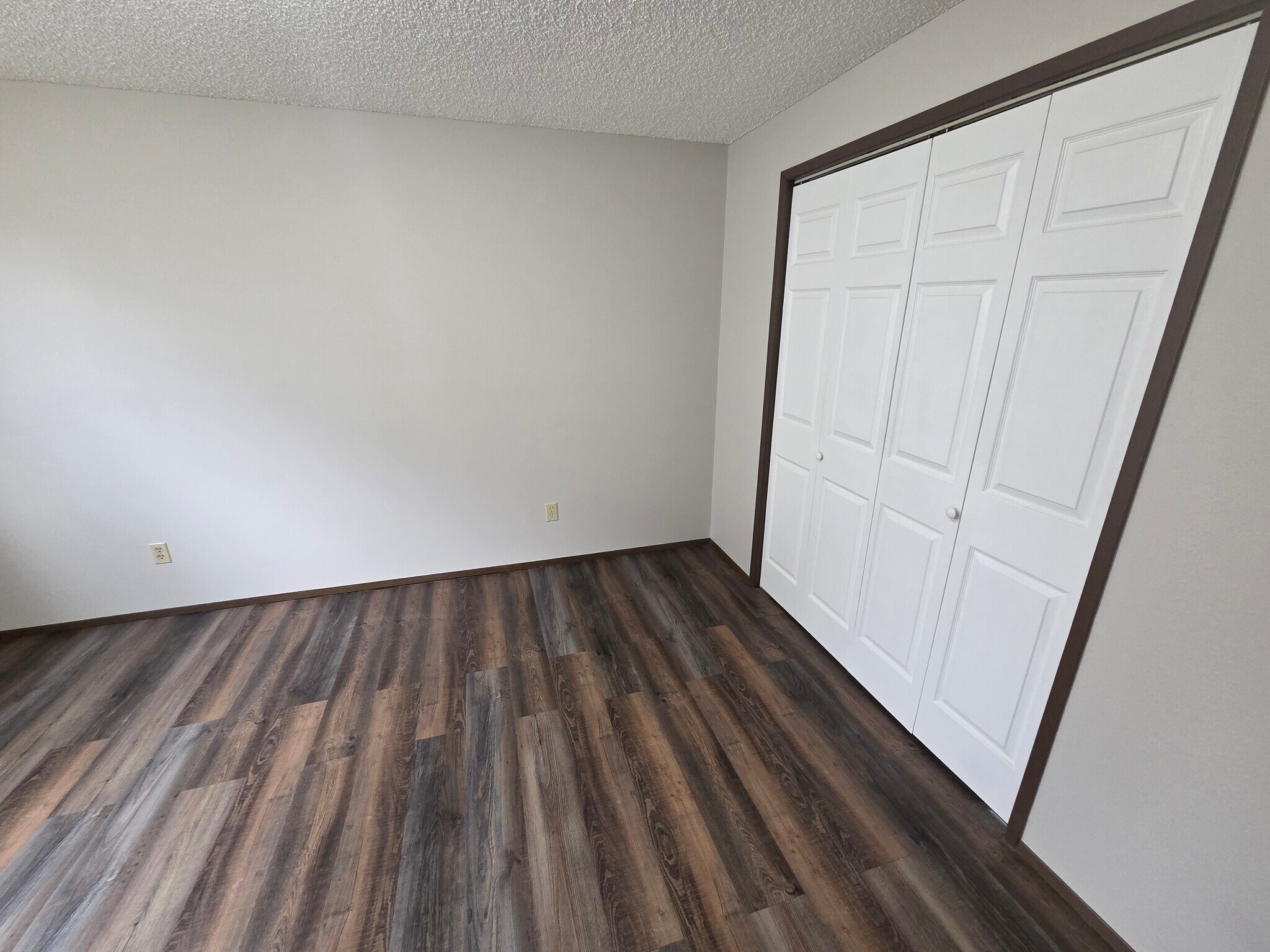Building Photo - 12518 E Boone Ave