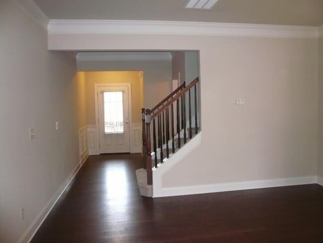 Building Photo - 780 Duberry St
