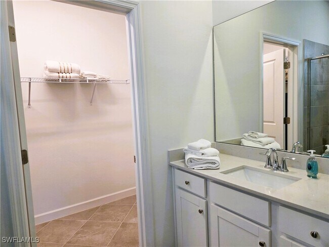 Building Photo - 20683 Hazelnut Ct