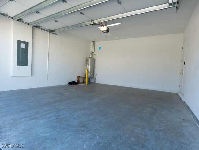 Building Photo - 20629 Fair Oak Ln