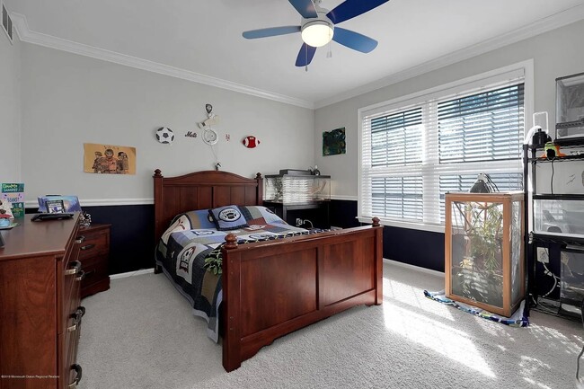 Building Photo - Charming Colonial on Quiet Cul-de-Sac