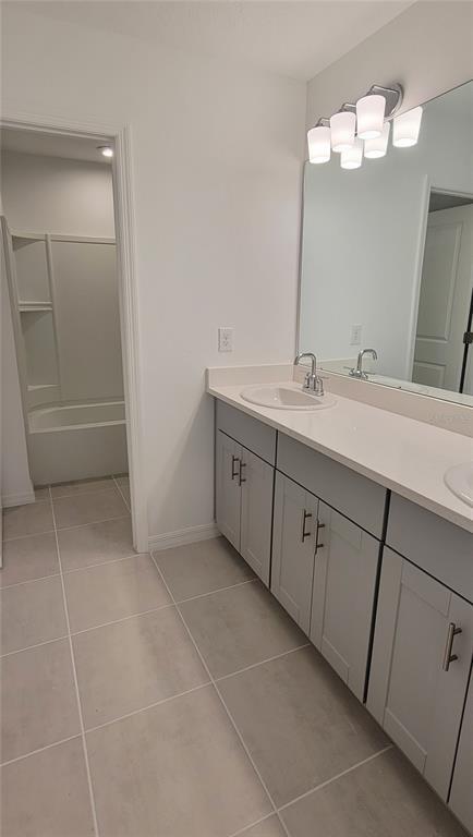 Building Photo - 4828 Vellacito Way