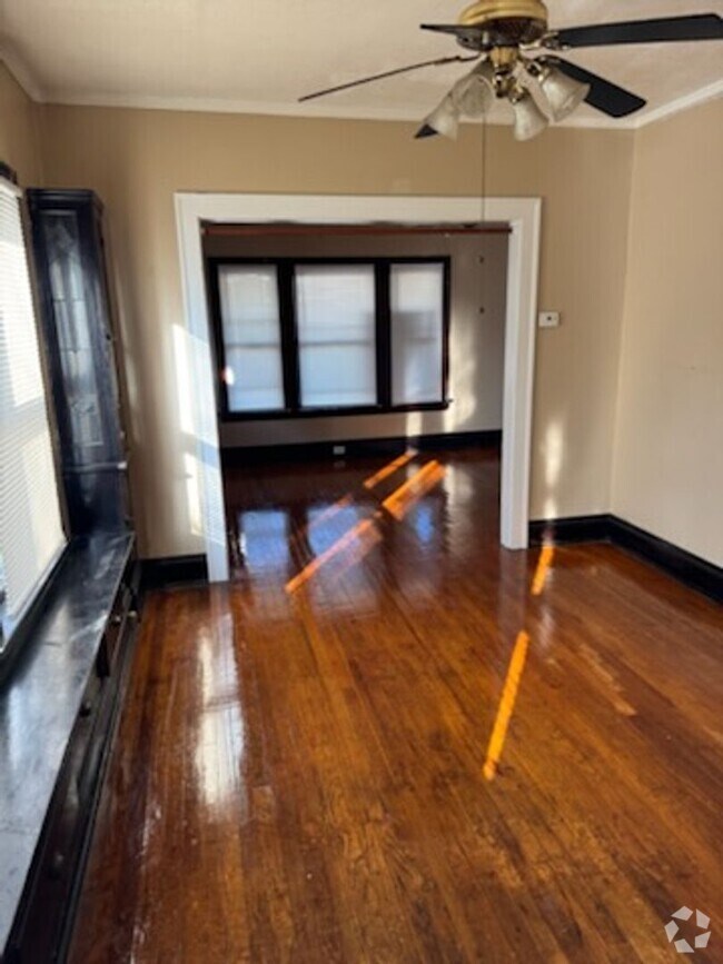 Building Photo - 9616 Mt Auburn Ave