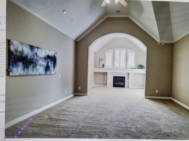 Building Photo - 15811 Tremout Hollow Ln