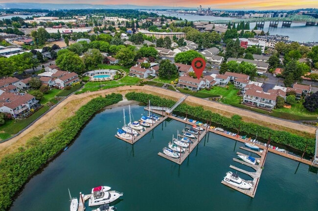 Building Photo - 540 N Hayden Bay Dr