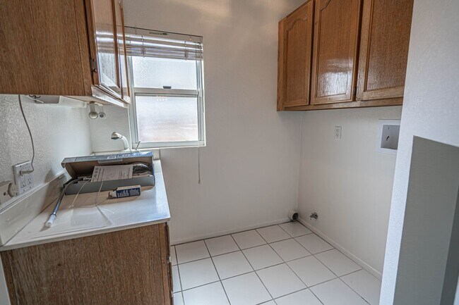 Building Photo - 18618 El Dorado Ct