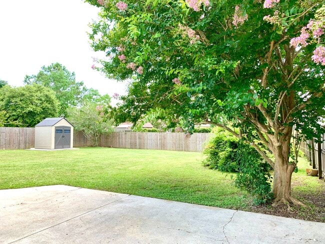 Building Photo - 3BD/2BA House for Lease in Rolling Meadow - Denham Springs
