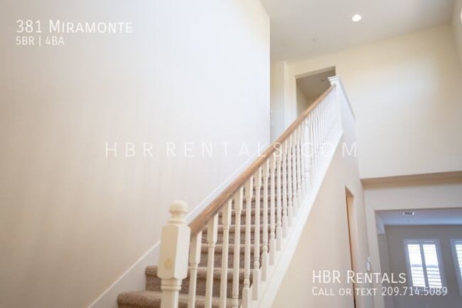 Building Photo - 381 Miramonte-