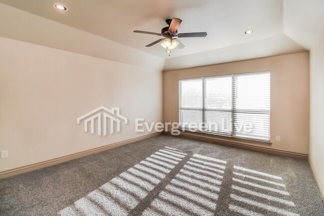 Building Photo - 6513 Bentley Dr