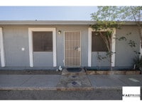 Building Photo - Step Into This Thoughtfully Remodeled 1/1 ...