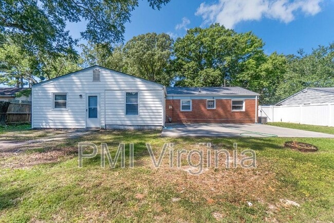 Building Photo - 336 Dodge Dr