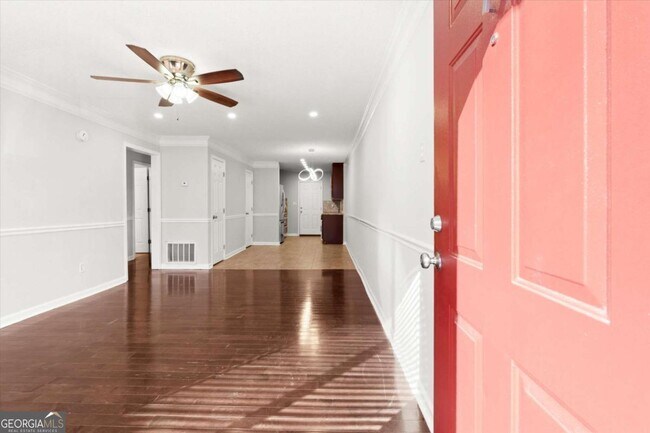 Building Photo - 2172 Park Terrace