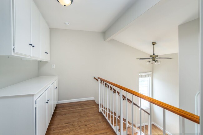 Building Photo - 12314 Willow Way