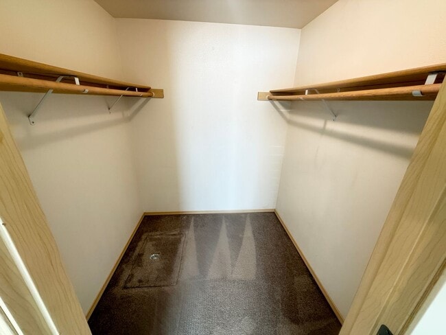 Building Photo - Updated 3 bedroom 2 bath house in Eugene!