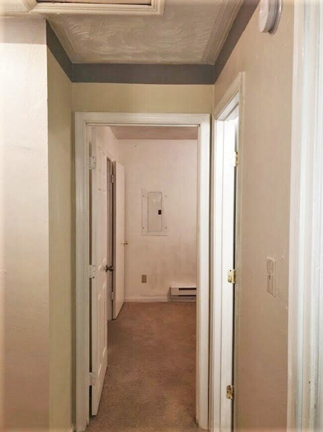 Building Photo - 2 BED DUPLEX