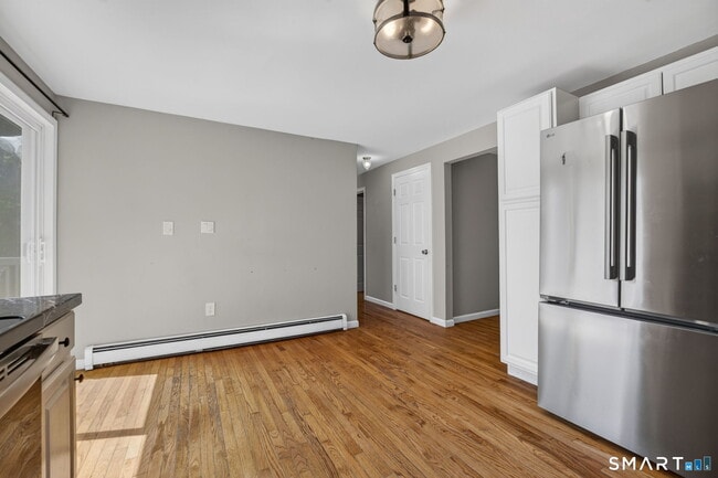 Building Photo - 224 Anns Farm Rd