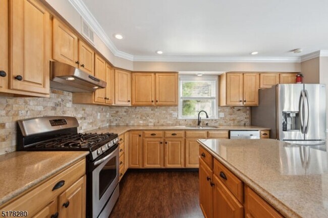 Building Photo - 408 Prospect Ave