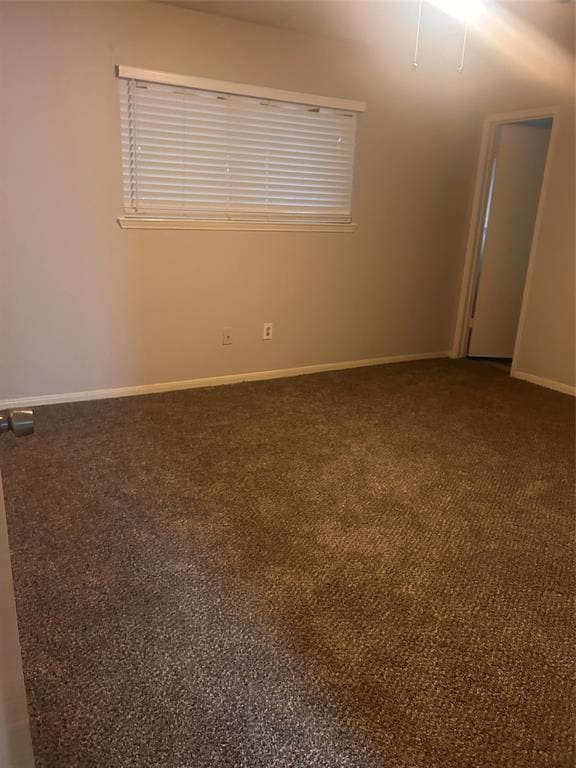 Building Photo - 511 Belwin Dr