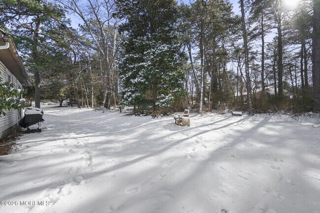 Building Photo - 28 Milford Ave