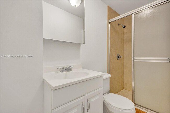 Building Photo - 10065 Bay Harbor Terrace