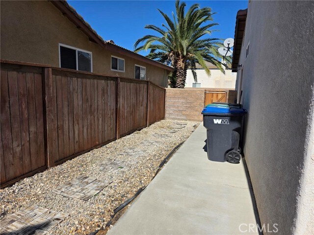 Building Photo - 13491 Falcon Ridge Rd